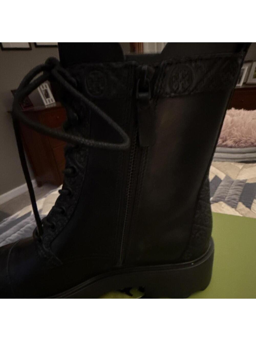 Tory Burch T Monogram Lug Ankle Boot Black Leather Women's Size 10.5 - Picture 5 of 9